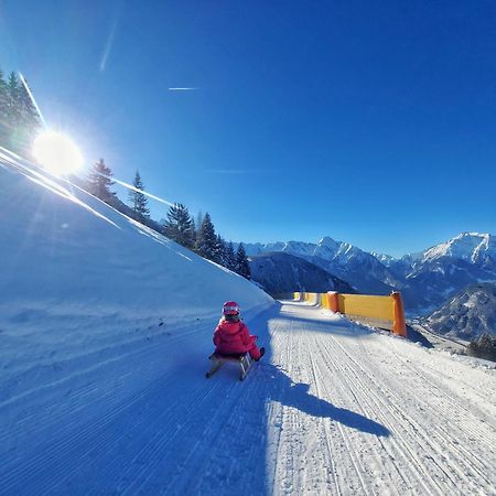 Alpenzeit Zillertal Apartments Целль-ам-Ціллер Екстер'єр фото