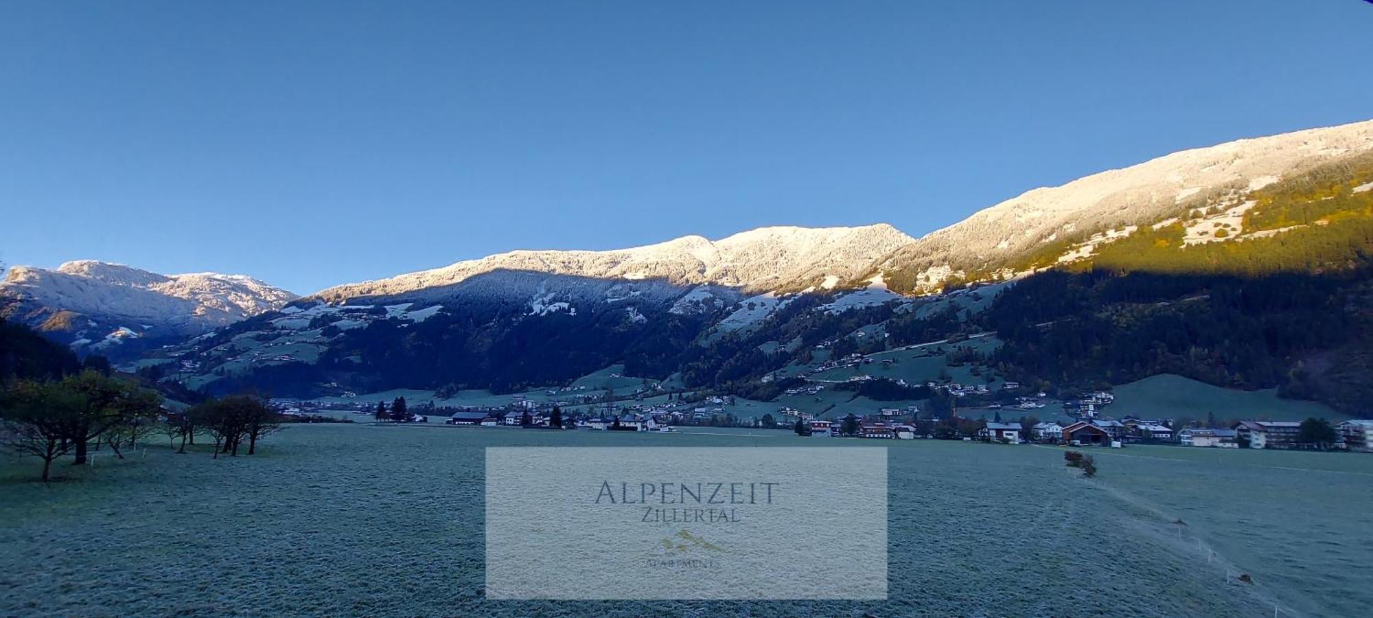 Alpenzeit Zillertal Apartments Целль-ам-Ціллер Екстер'єр фото
