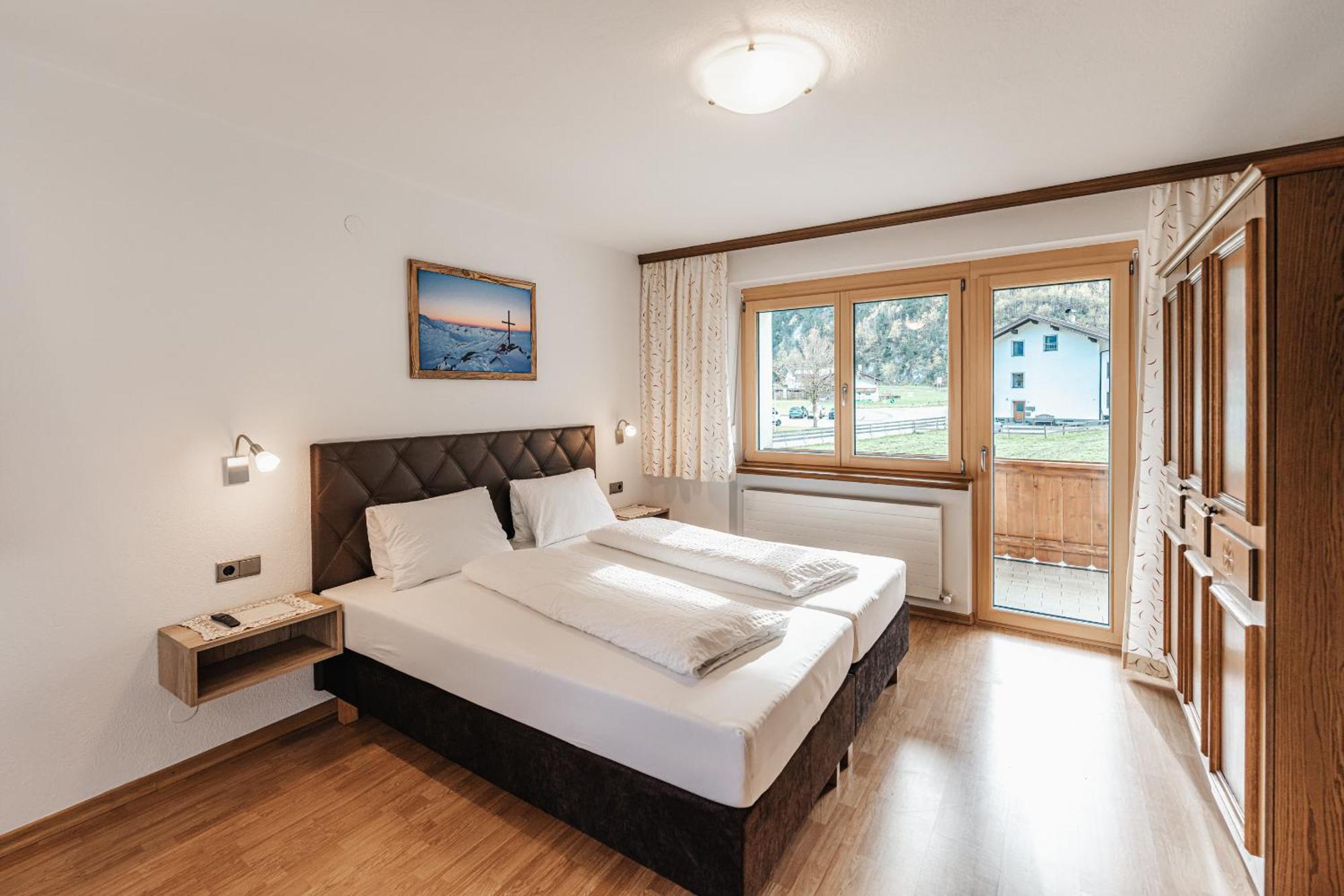 Alpenzeit Zillertal Apartments Целль-ам-Ціллер Номер фото